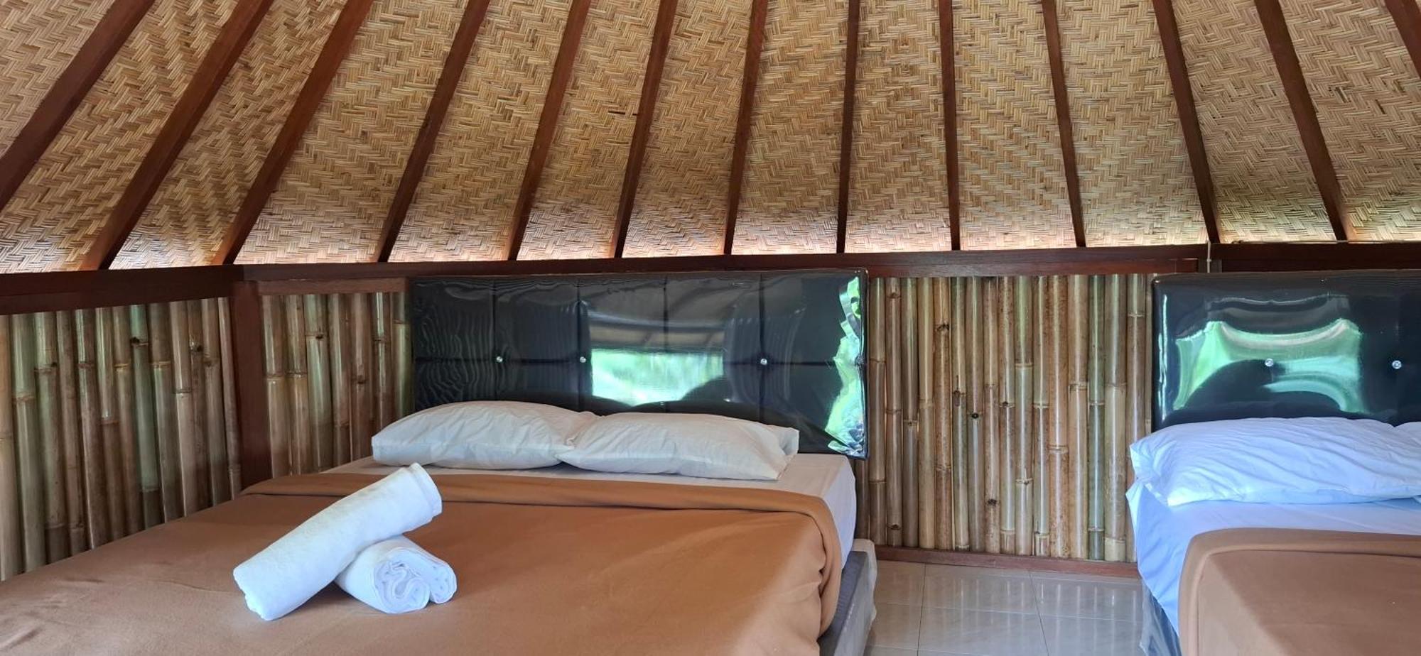 Hotel Uma Nirmala Aling-Aling Singaraja Exterior foto